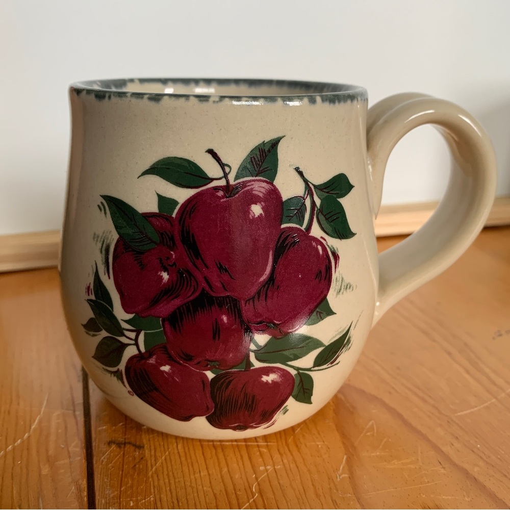 Apple Mugs